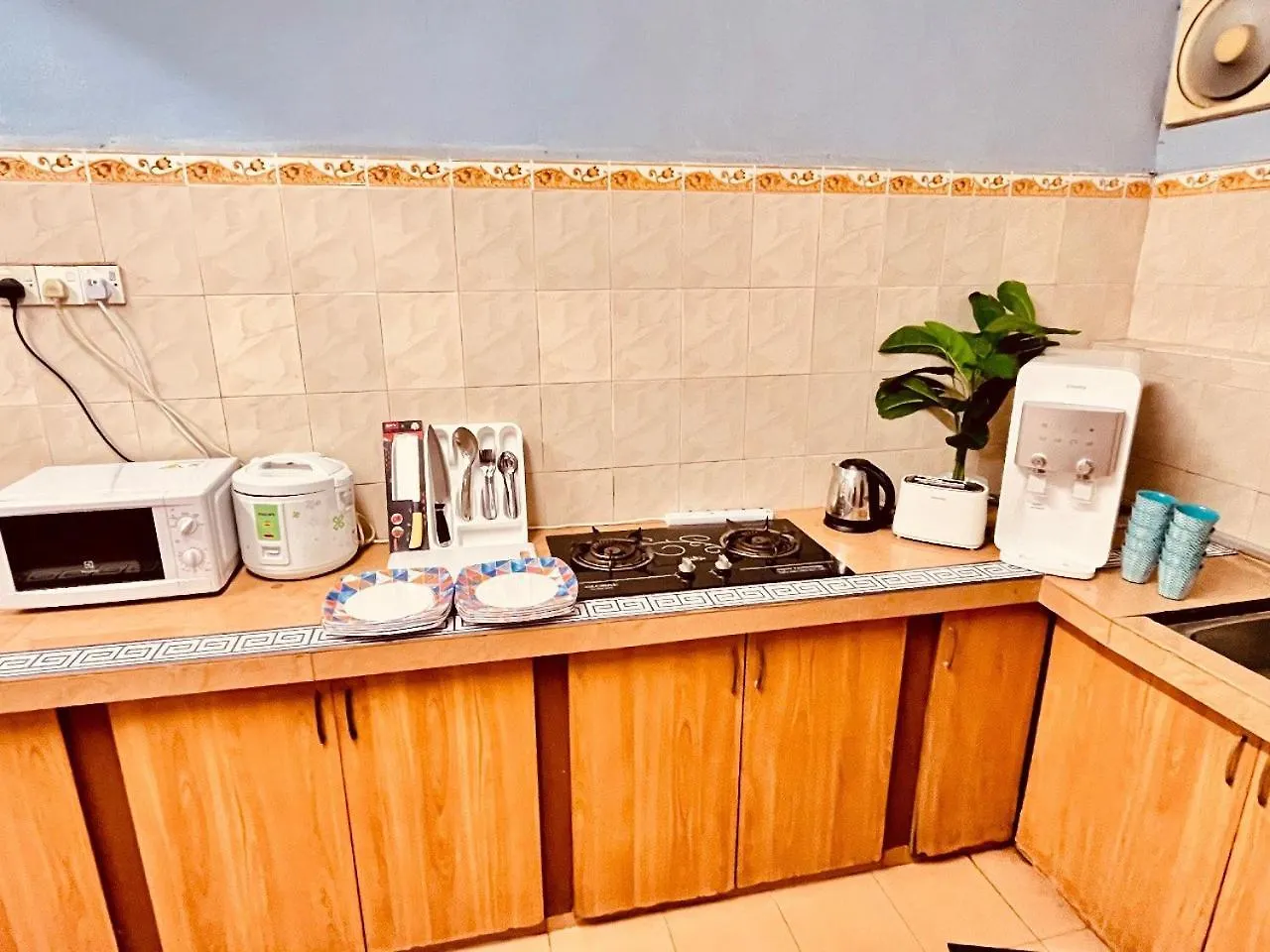 Botanical Retro-Cottage By Stayco - Riverview Pool , Bbq , Ps4 George Town